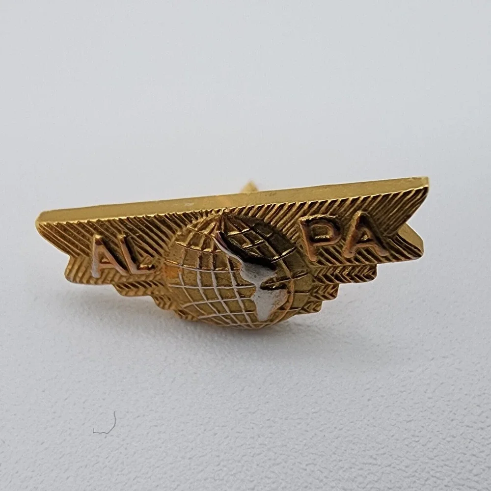 Vintage Air Line Pilots Association Member & Northwest‎ Airlines Fly Lapel Pins